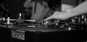 DJ